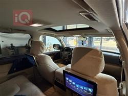 تۆیۆتا لاند کروزەر